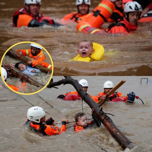 Traurige Nachrichten: Ein drei Monate altes Baby ist leider in ein plötzliches Hochwasser geraten.